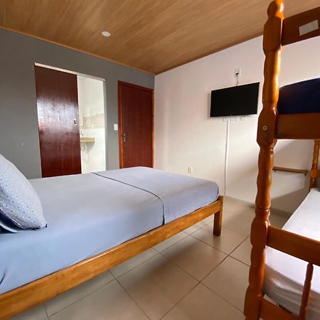 La Casa Hostel Арраял-ду-Кабу Экстерьер фото