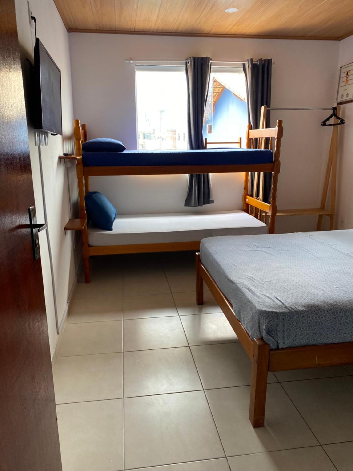 La Casa Hostel Арраял-ду-Кабу Экстерьер фото